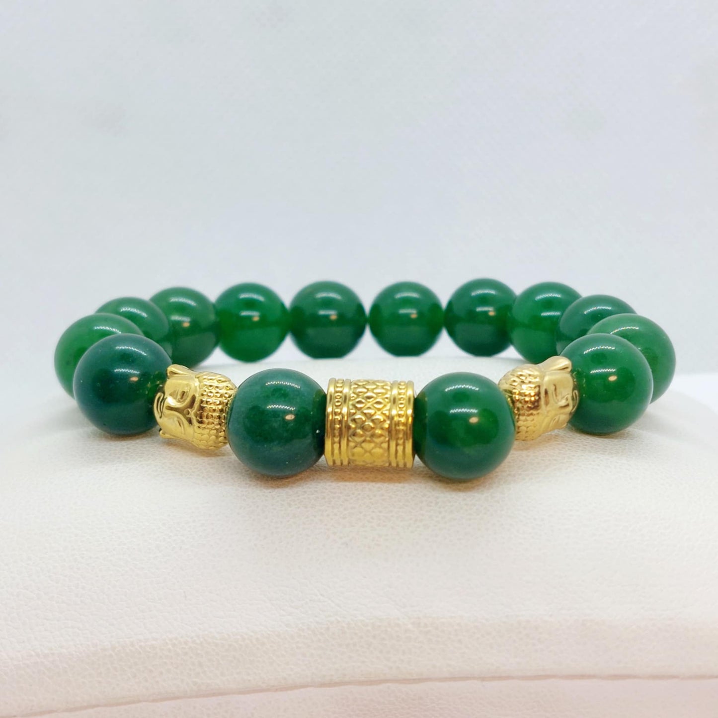 Natural Hetian Jade with Buddhas Bracelet in 12 mm Stones