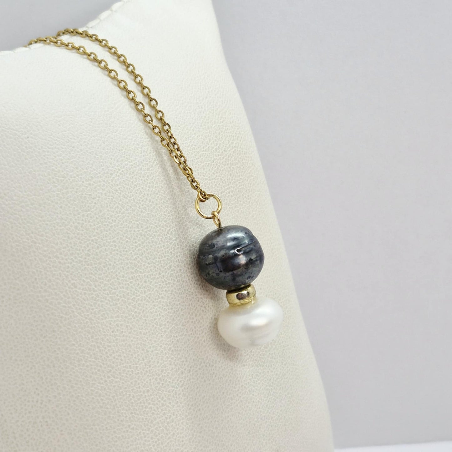 Natural Black & White Pearl Pendant with Gold Plated Stainless Steel Chain Necklace