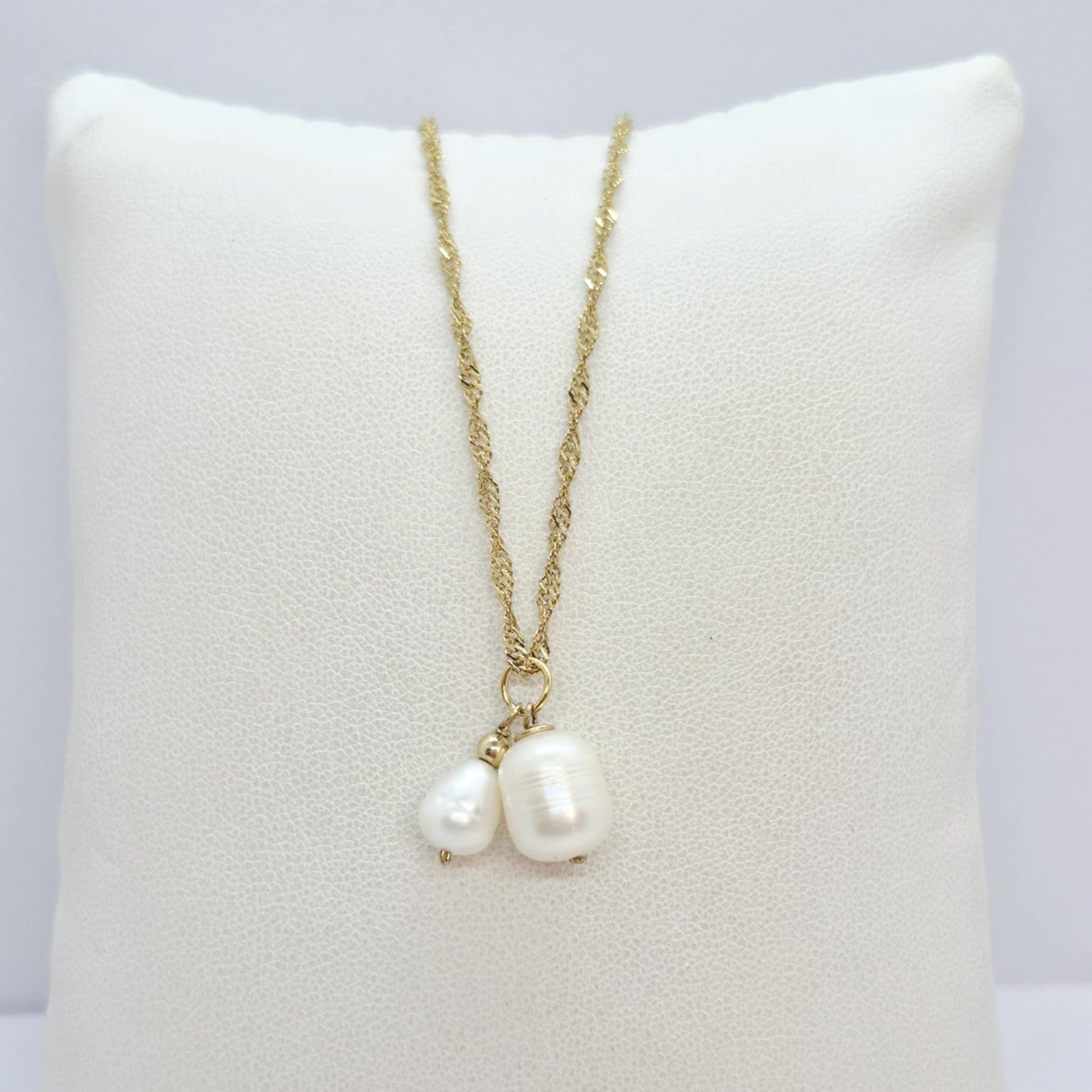 Natural Duo of Pearl Pendant with Gold Plated Stainless Steel Chain Necklace