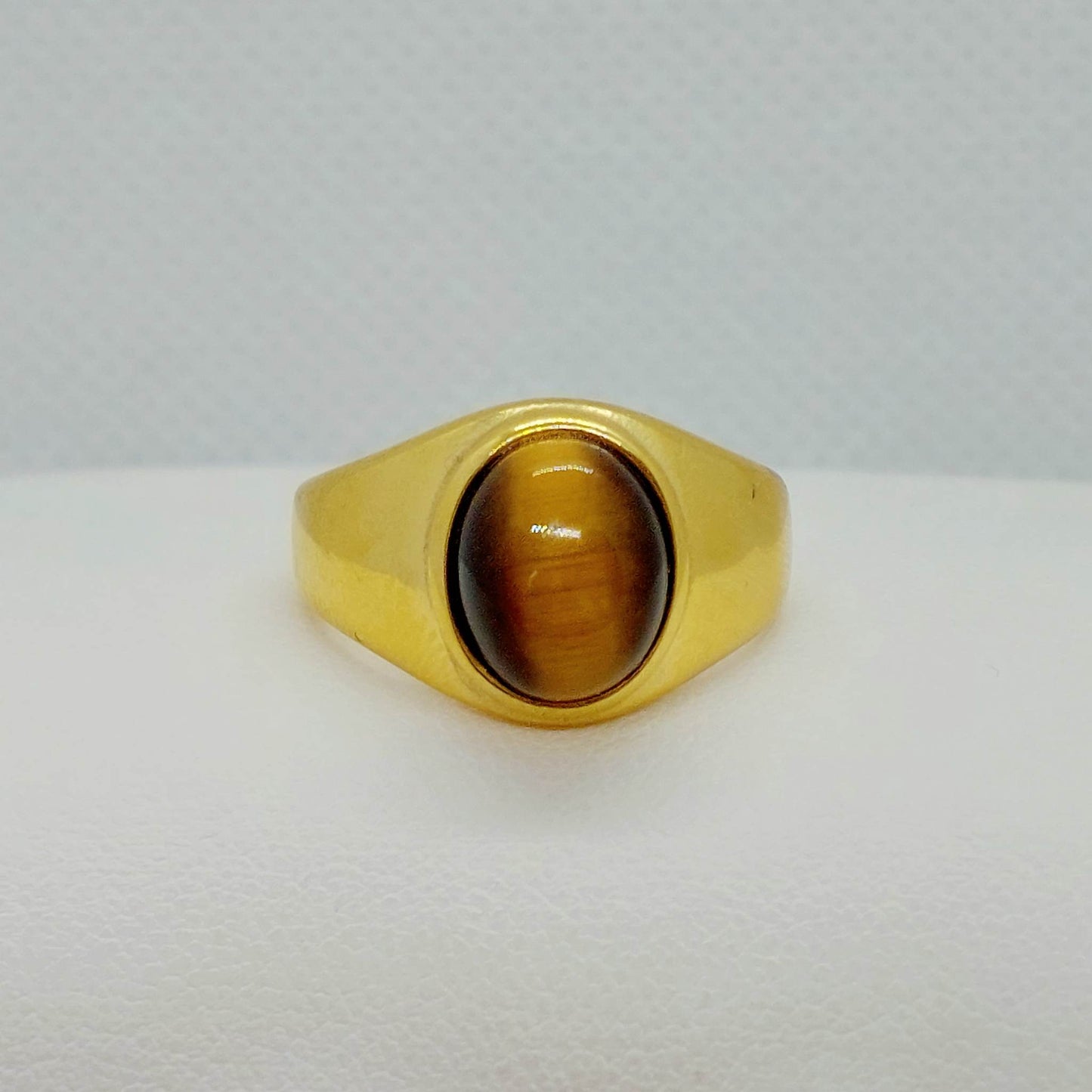 Natural Tiger Eye Ring in Gold Plated Stainless Steel