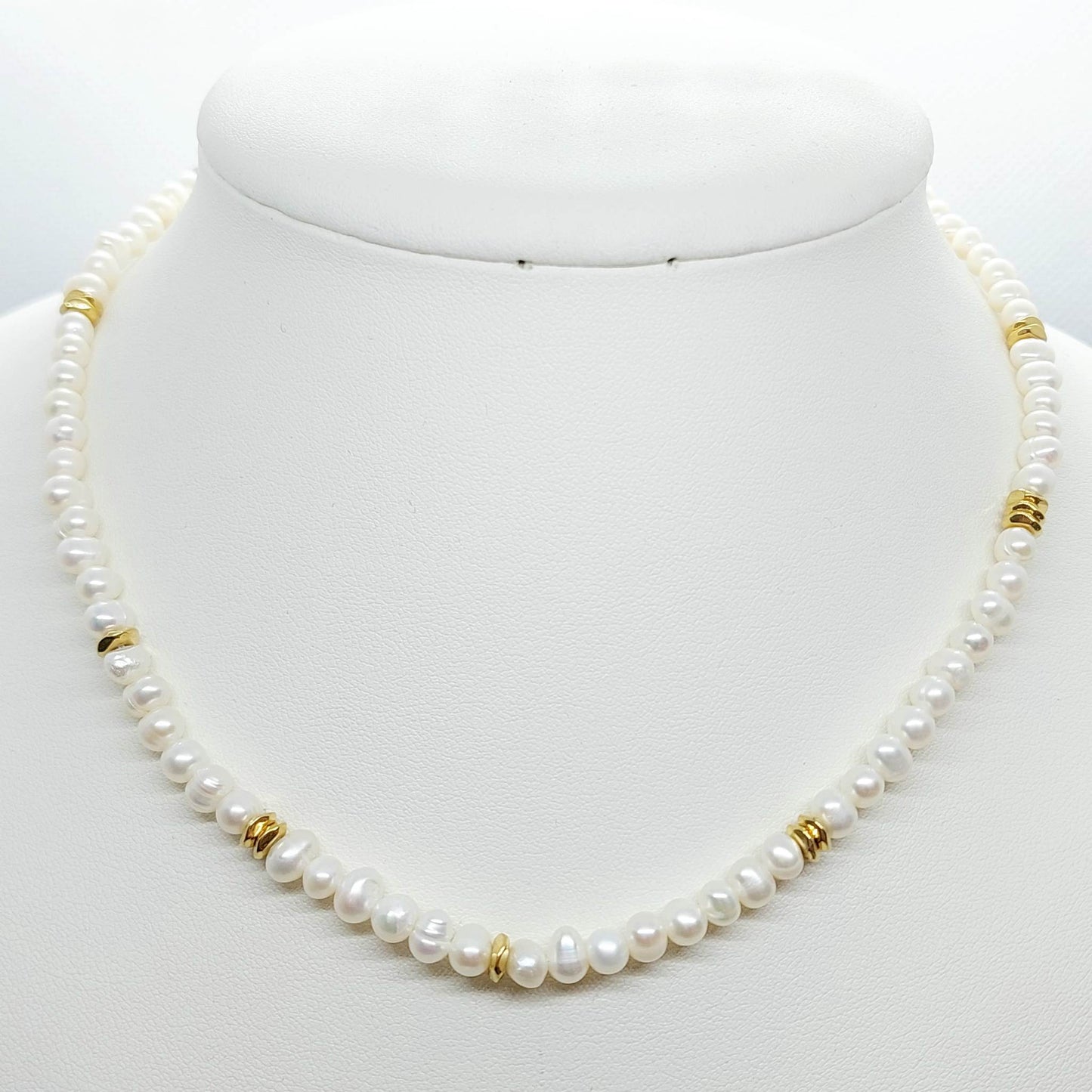 Natural Freshwater Pearl Necklace with Gold Plated Stainless Steel