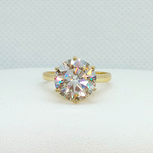 5ct Moissanite Diamond Ring in Solid 18K Gold and Made in Belgium