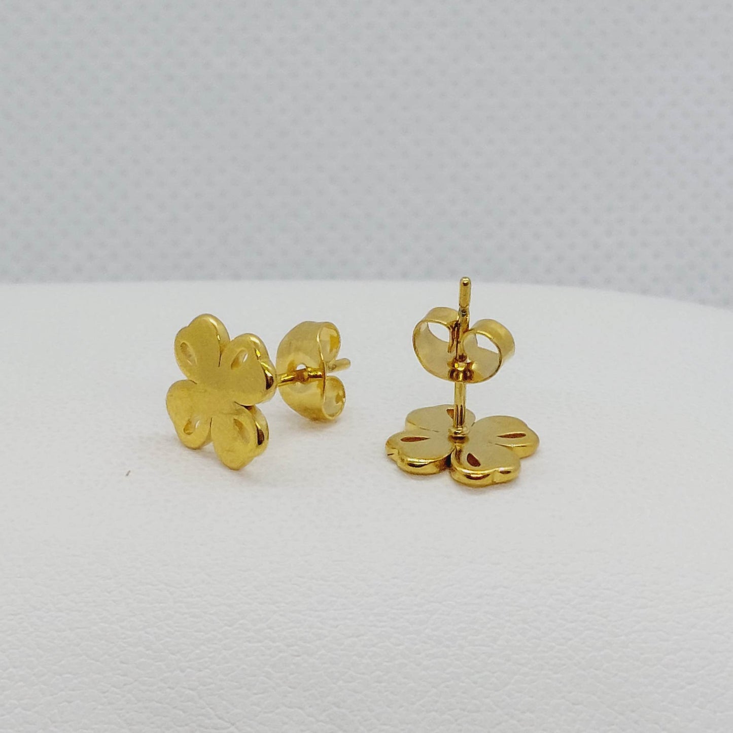 Four Leaf Clover Stud Earrings in Gold Plated Stainless Steel