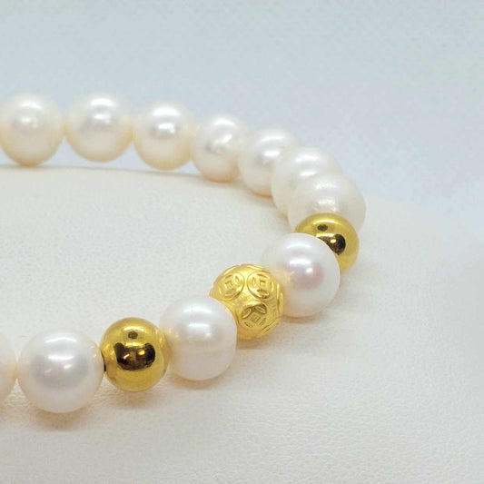 Natural Freshwater Pearl Bracelet in 8 & 10mm Stones