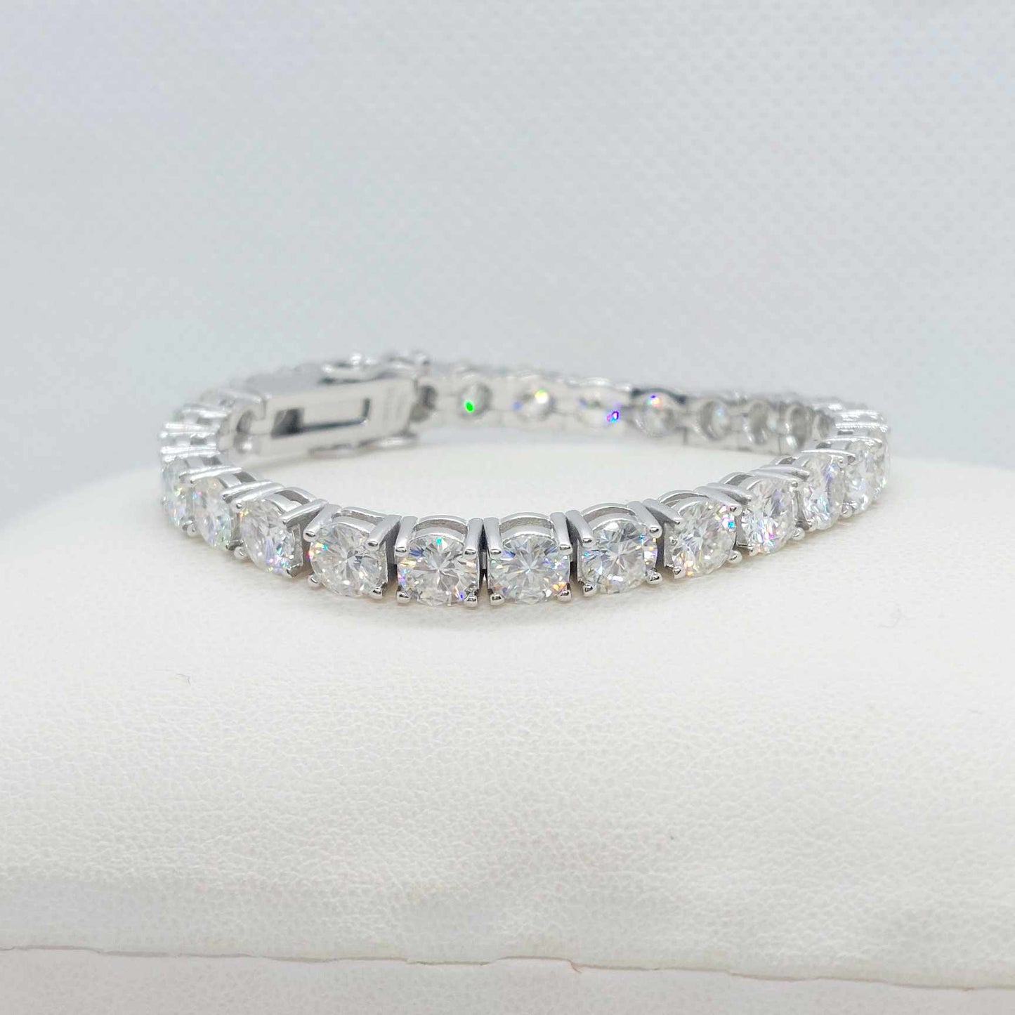 Moissanite Bracelet with stones of 0,5ct in Sterling Silver