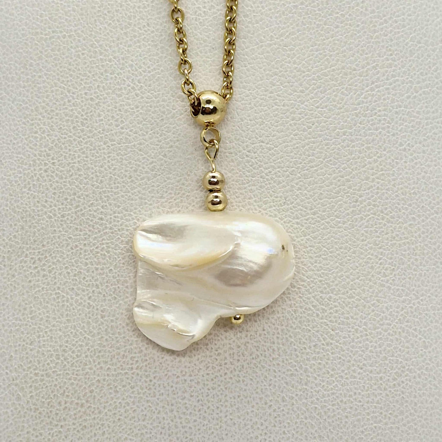 Natural Baroque Pearl Pendant with Gold Plated Chain Necklace