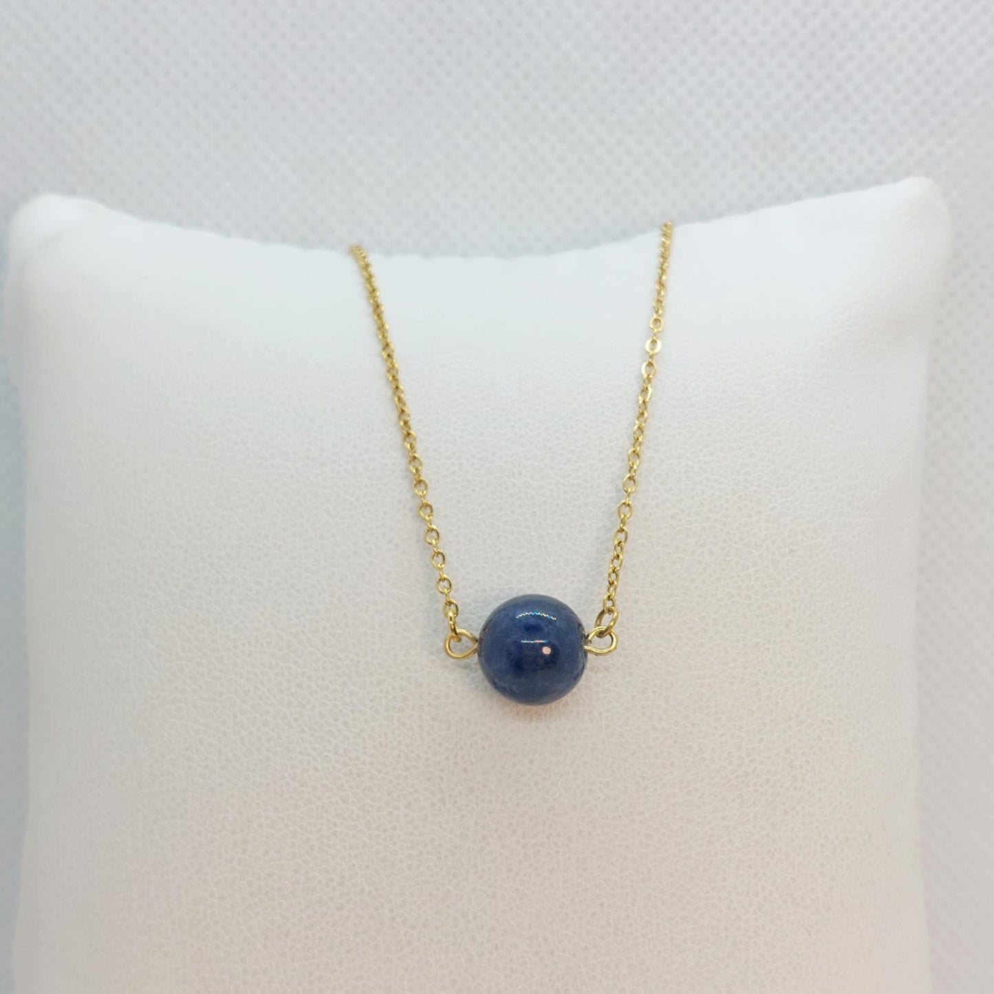 Natural AAA Sapphire Stone Set in 10mm Stones with Stainless Steel Gold Plated