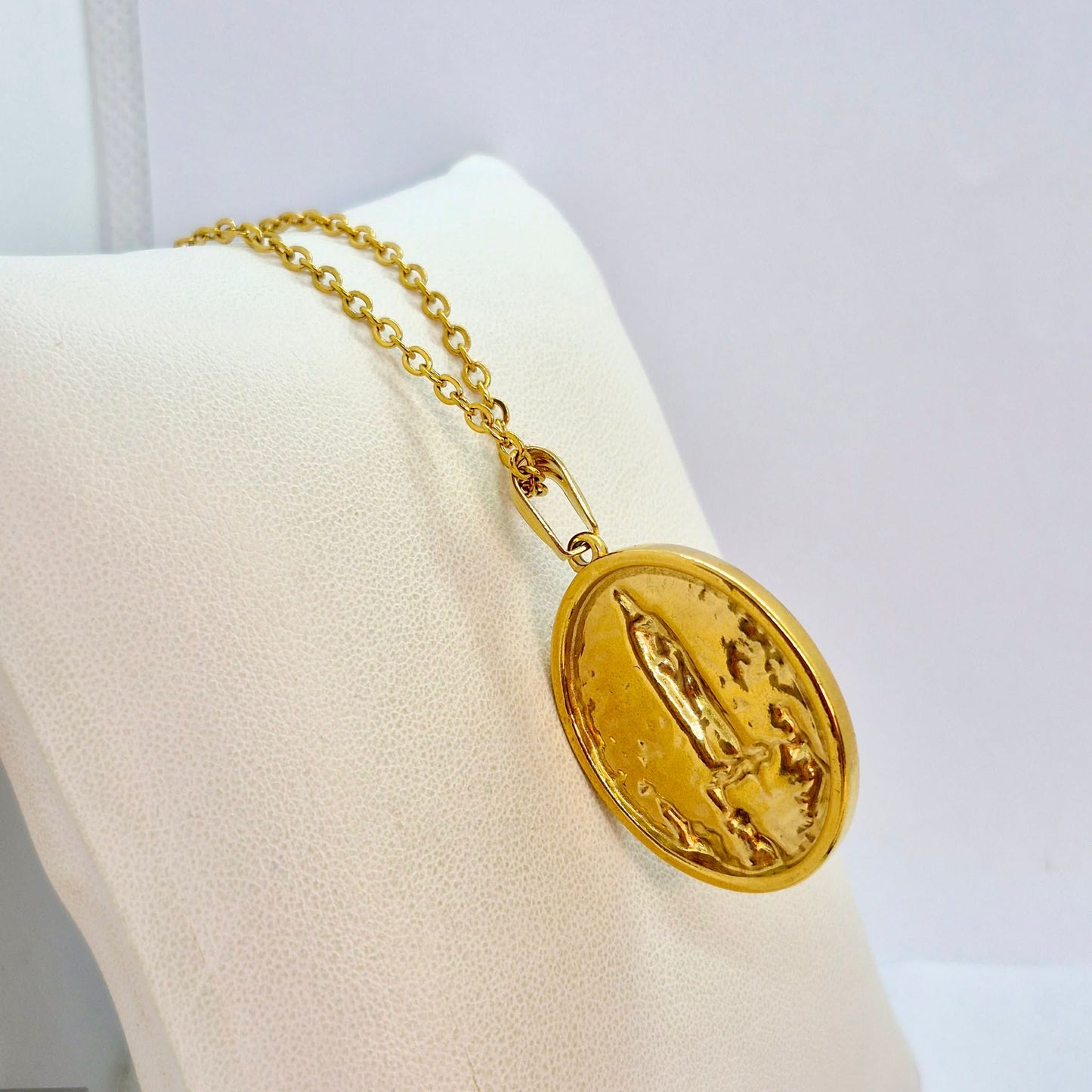Virgin Mary Pendant with Chain Necklace in Gold Platted Stainless Steel