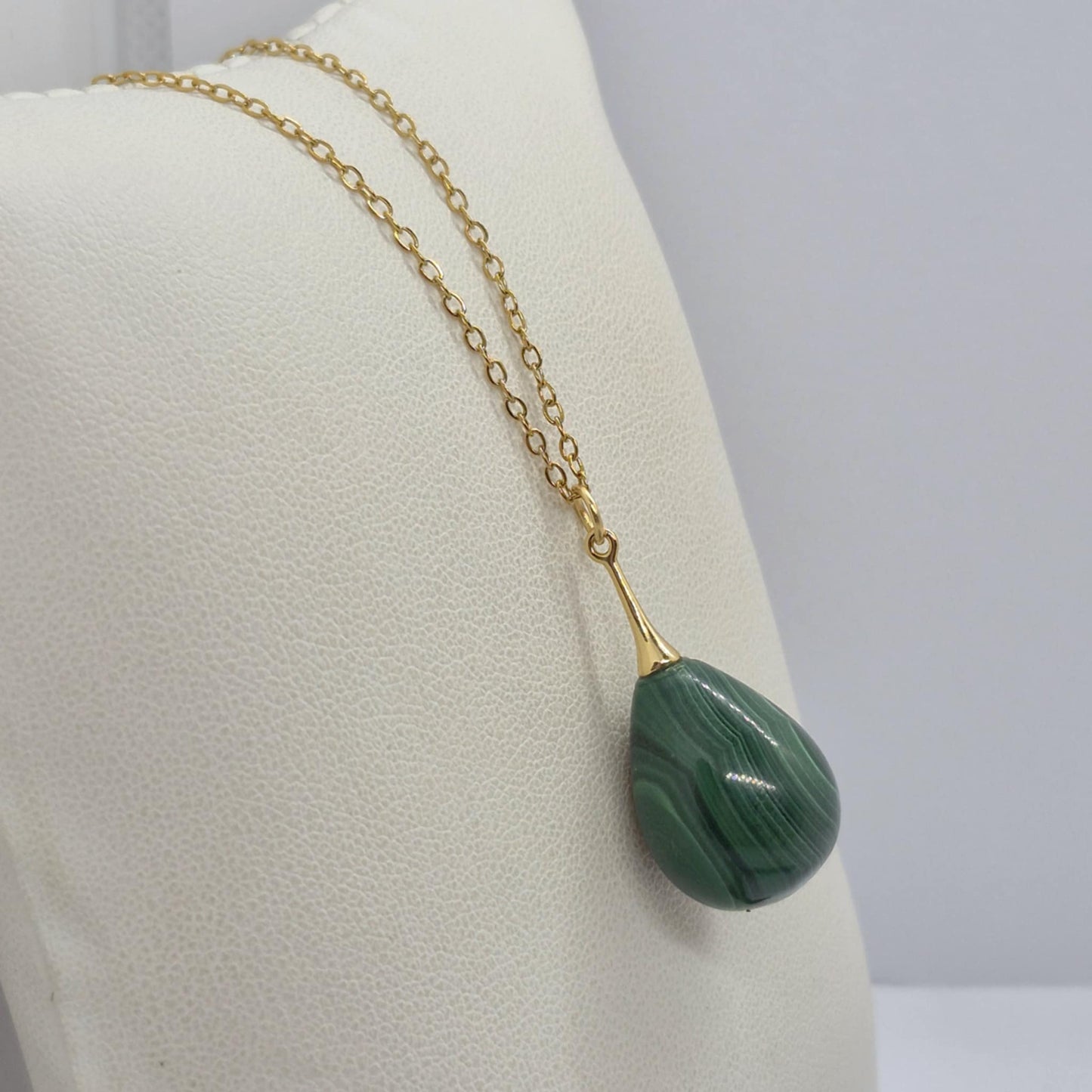 Natural Malachite Raindrop Set with Stainless Steel Gold Plated Chain Necklace