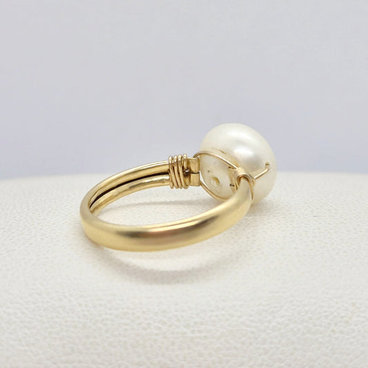 Natural Pearl Ring in 10K Gold