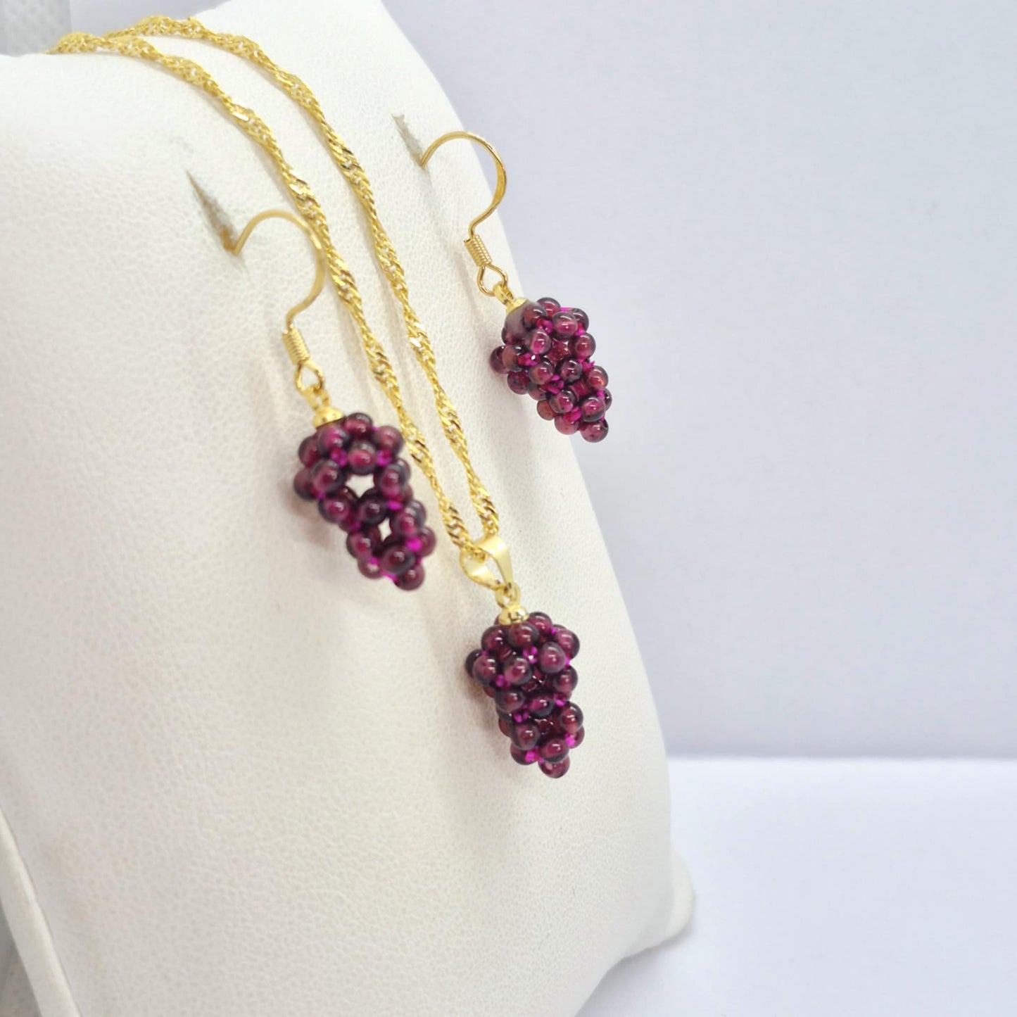 Natural Garnet Grapes Set in Stainless Steel Gold Plated