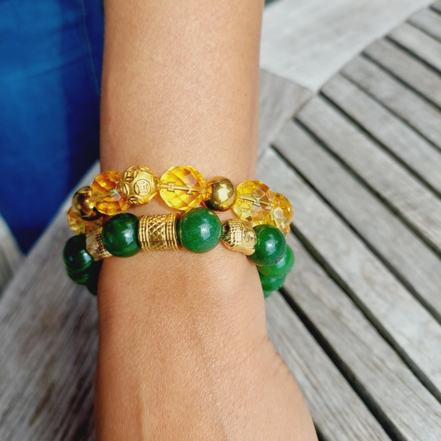 Natural Hetian Jade with Buddhas Bracelet in 12 mm Stones