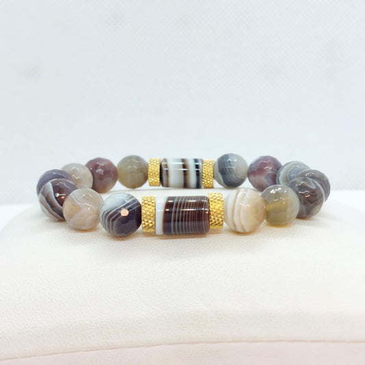 Natural Banded Brown Agate Bracelet in 10mm Stones