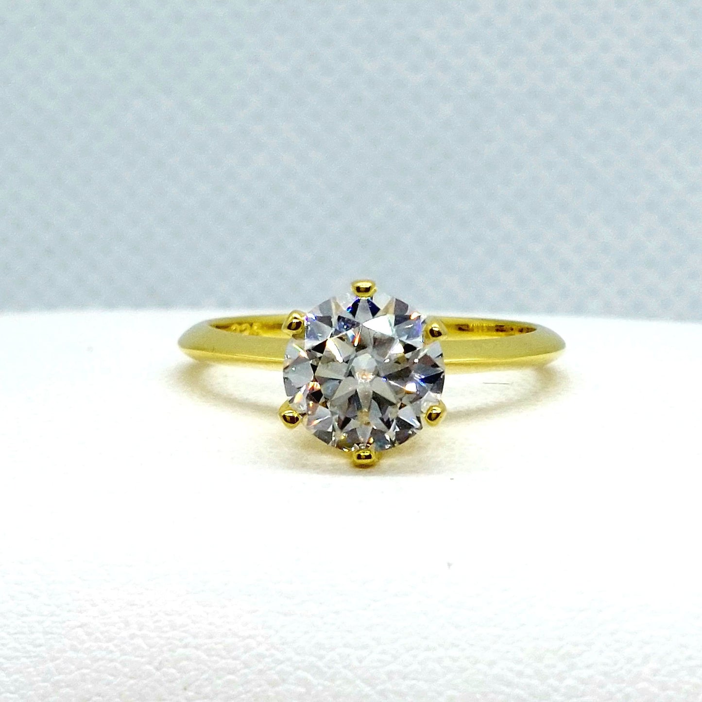 Moissanite Diamond Ring - 2ct - Sterling Silver Gold Plated