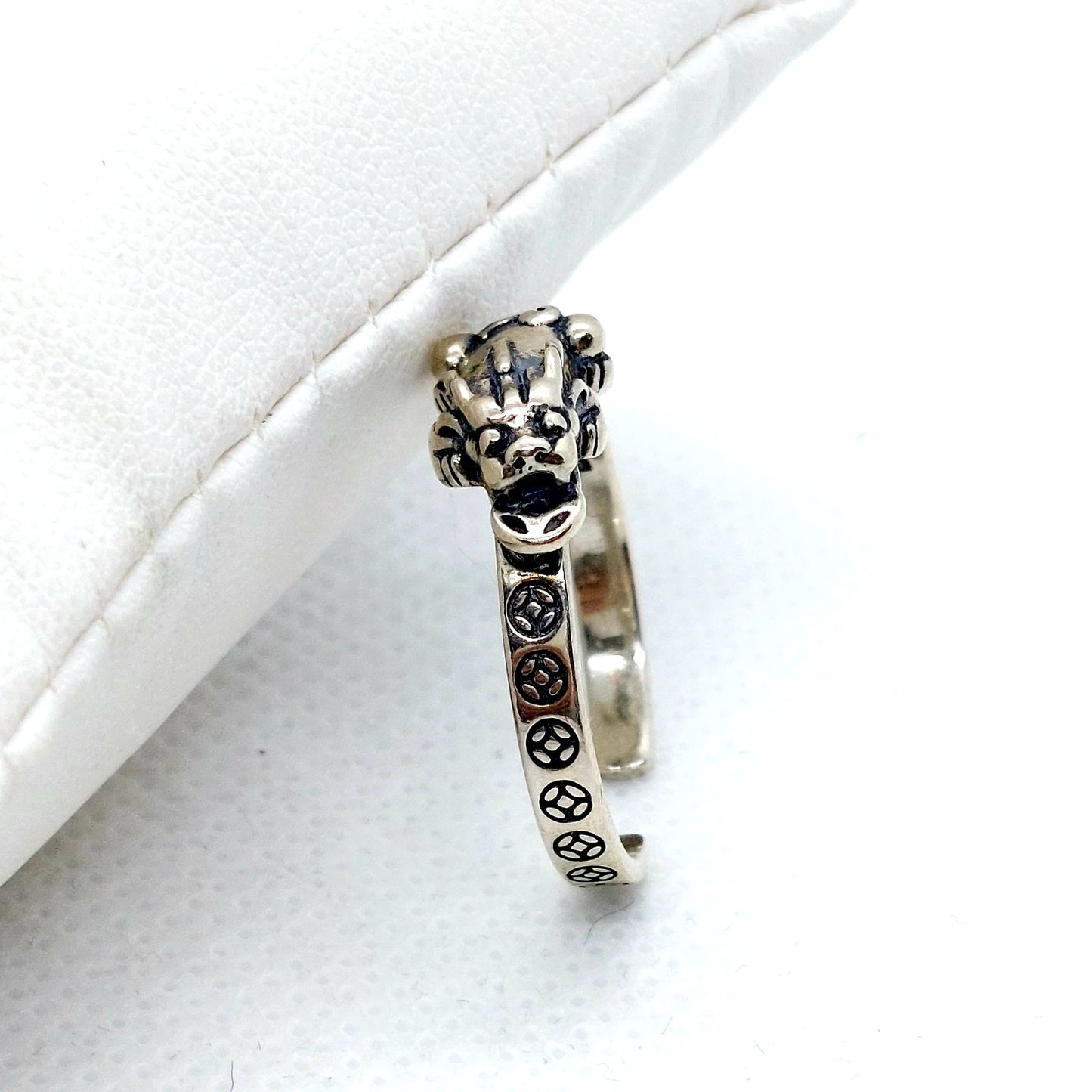 Pixiu Ring in Sterling Silver Resizeable