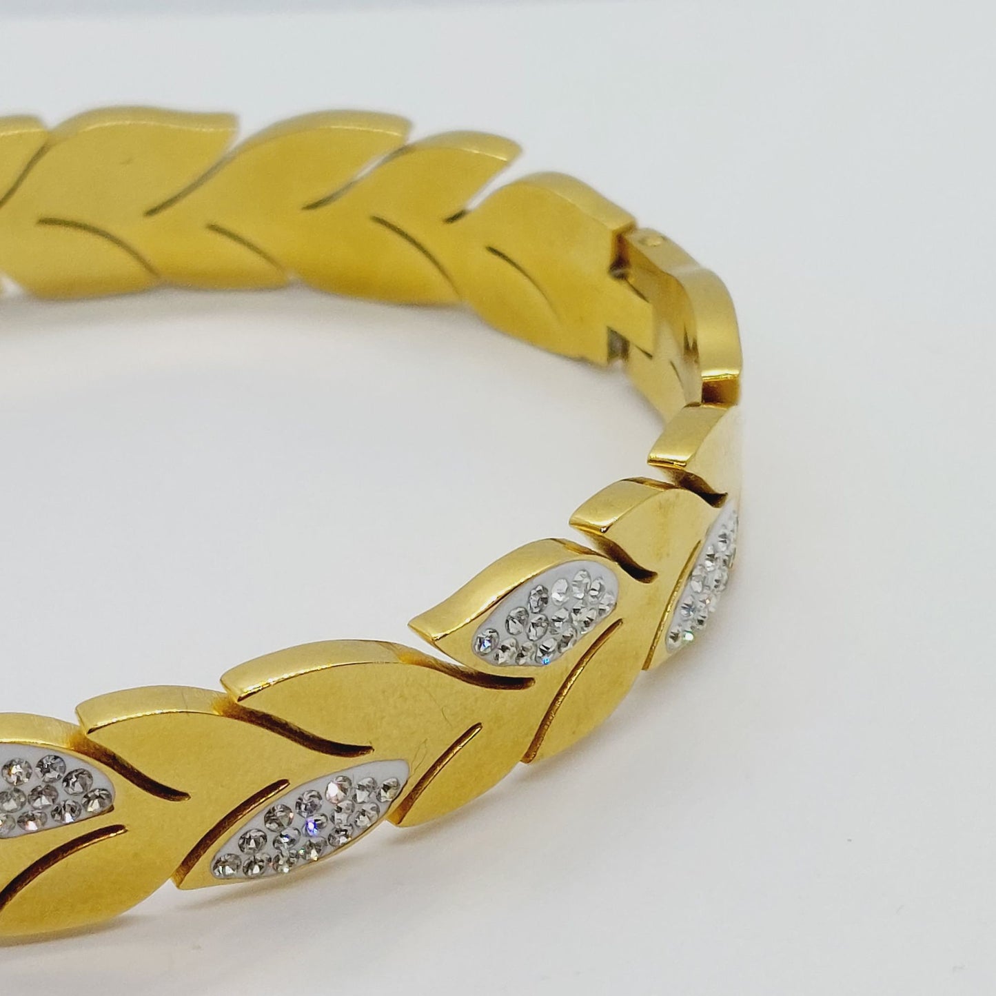Stainless Steel Bangle - Bracelet - Gold Plated