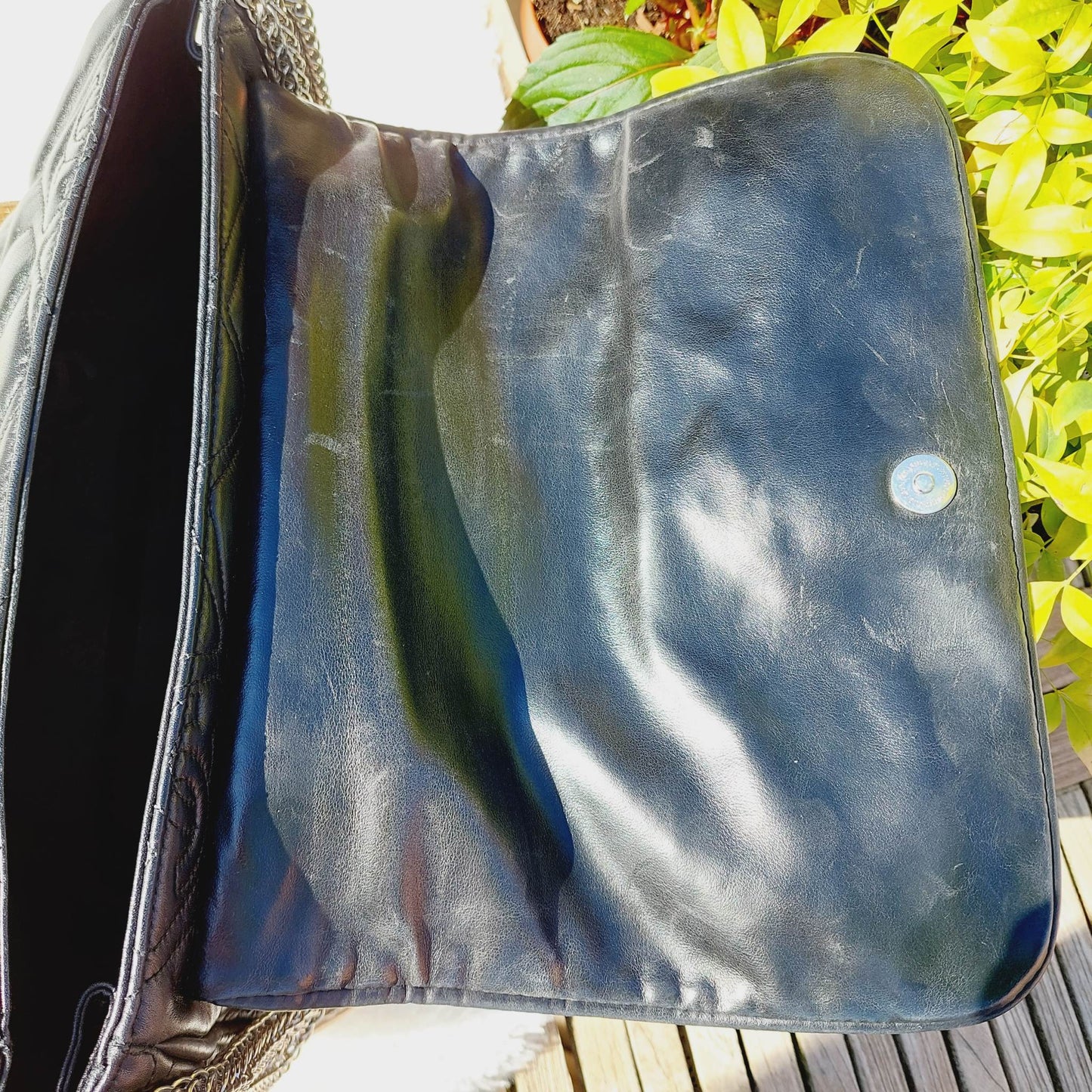 Pre-Loved Chanel Black ----------- Handbag