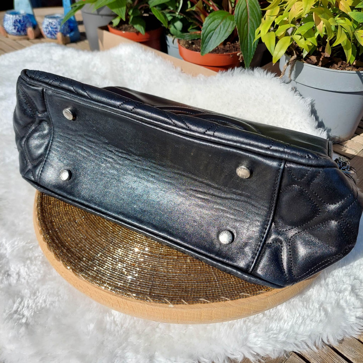 Pre-Loved Chanel Black ----------- Handbag