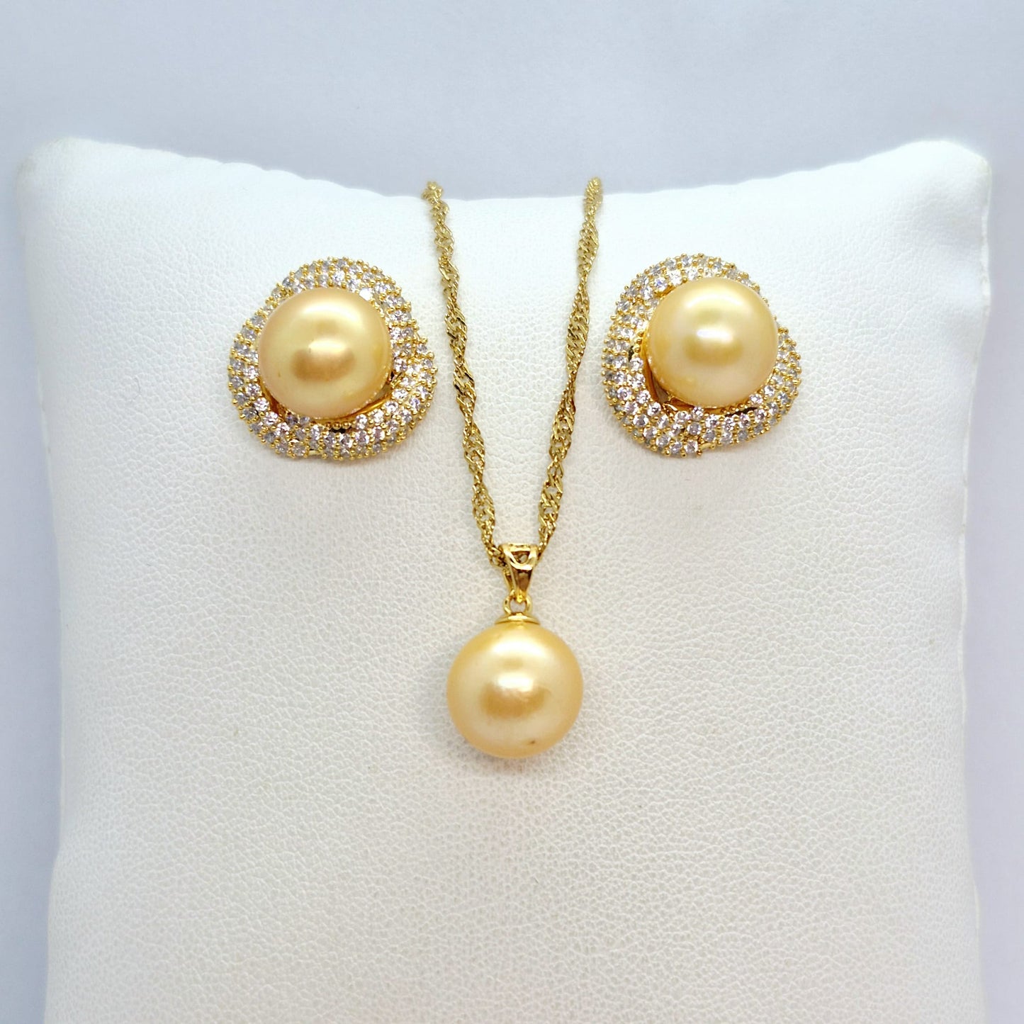 Natural Golden 10mm South Sea Pearl Set Gold Plated
