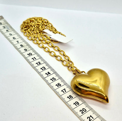 Heart Pendant Necklace in Gold Plated Stainless steel