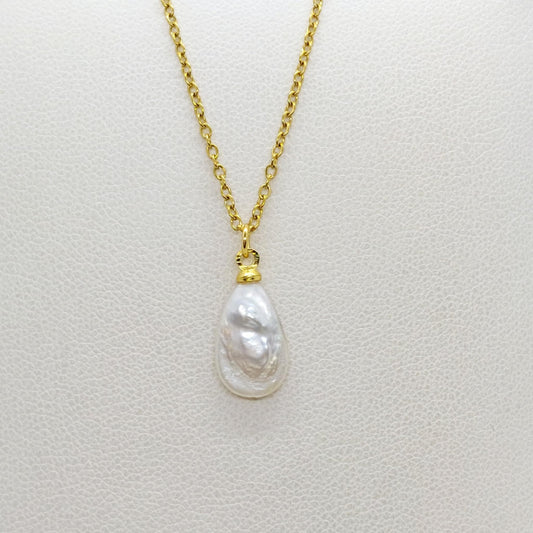 Natural Pearl Raindrop Pendant with Gold Plated Stainless Steel Chain Necklace