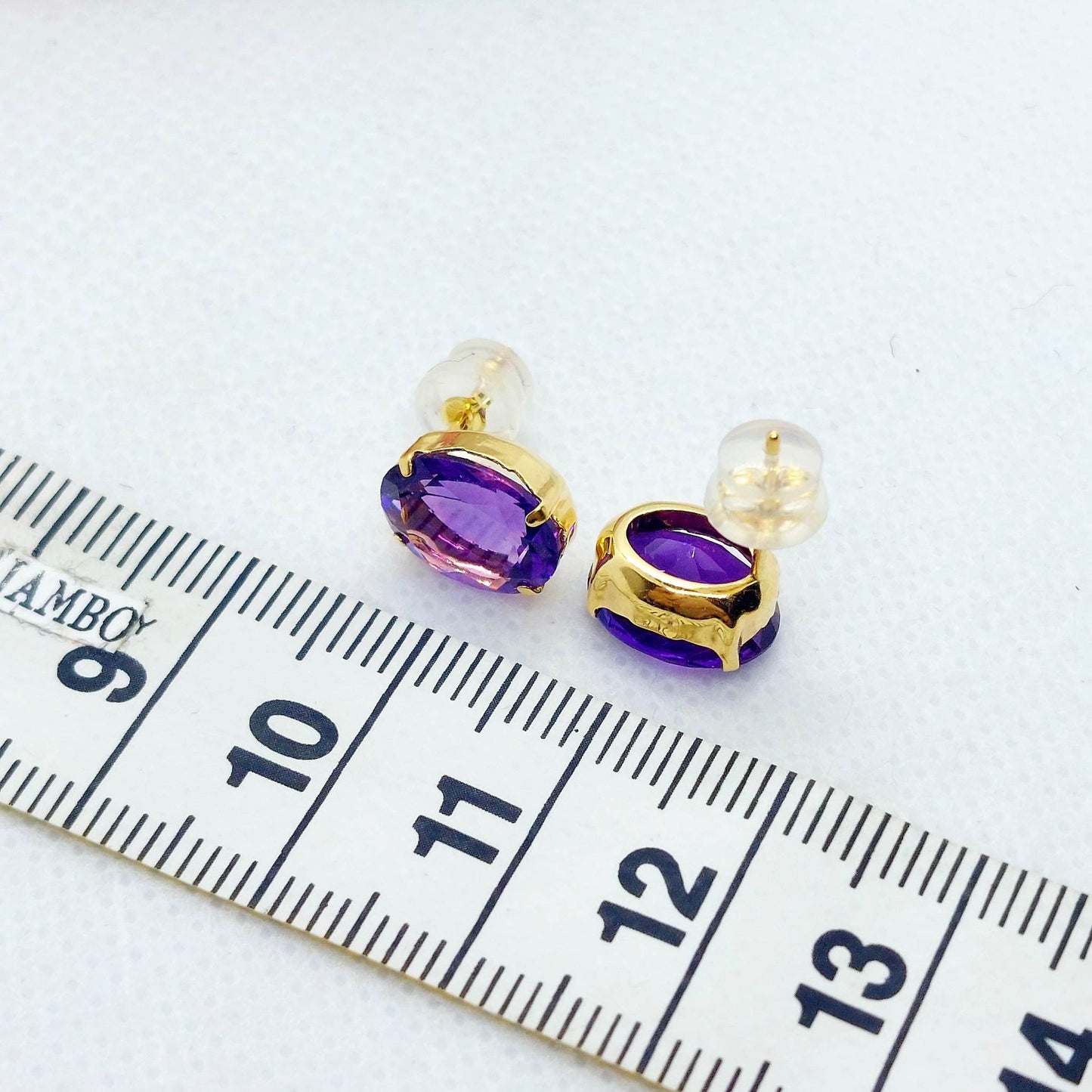 Natural Amethyst Stud Earrings in Solid 18K Gold Made in Japan