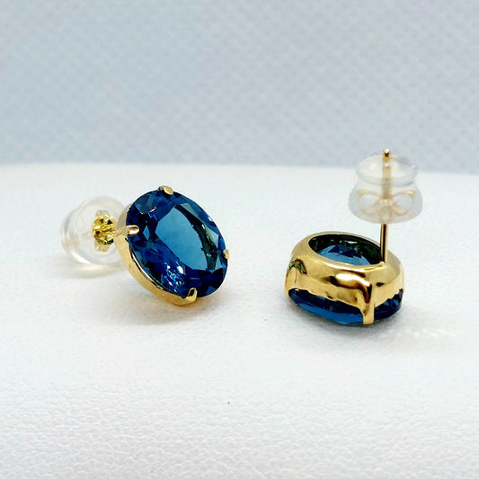 Natural London Topaz Stud Earrings in Solid 18K Gold Made in Japan
