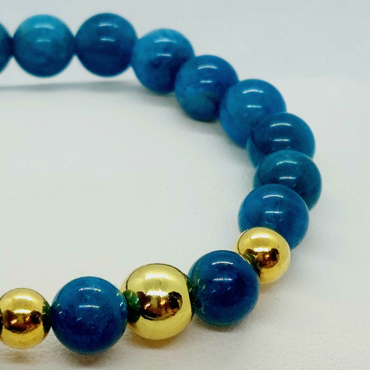 Natural Apatite Bracelet with 8mm Stones