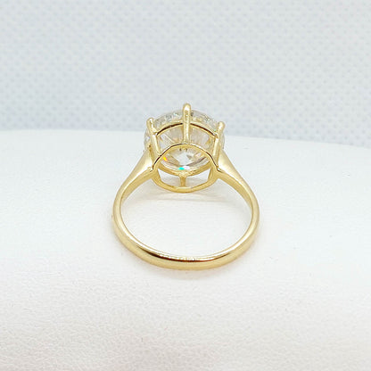 5ct Moissanite Diamond Ring in Solid 18K Gold and Made in Belgium