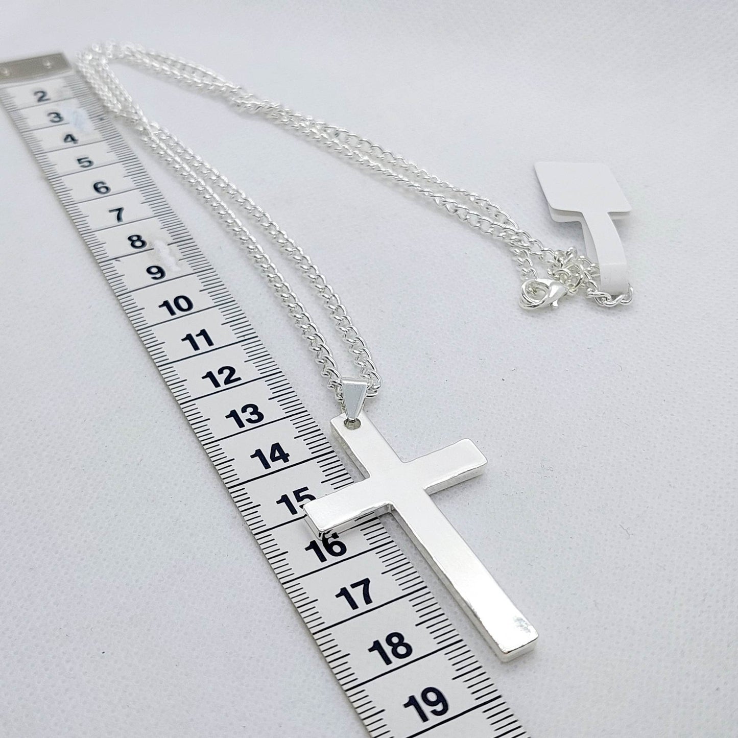 Cross Pendant Necklace in Stainless Steel