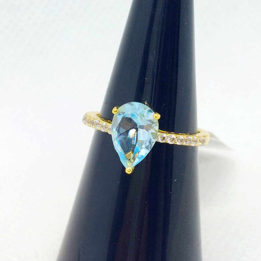 Natural 2,4ct Sky Blue Topaz Ring in Sterling Silver Gold Plated