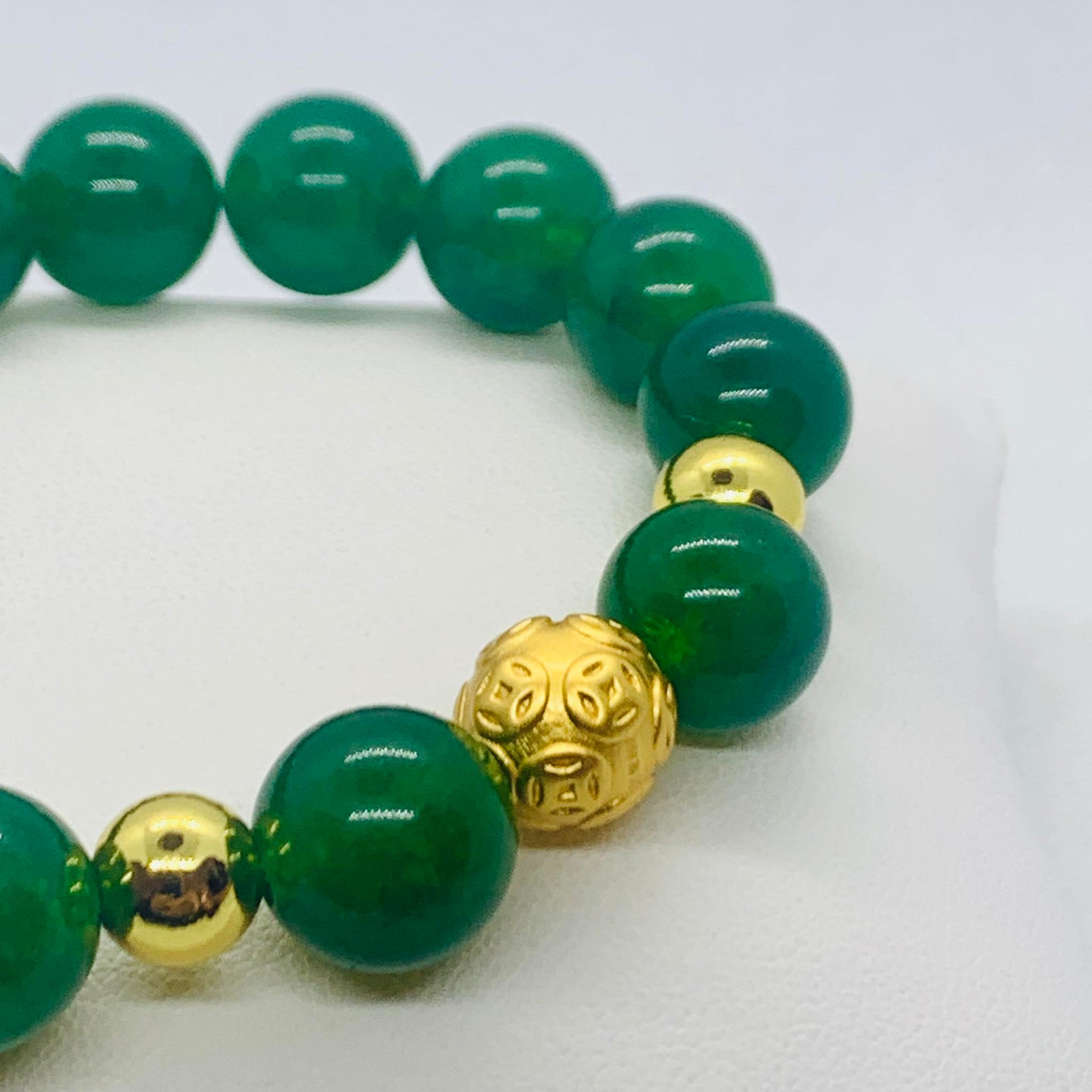 Natural Hetian Jade Bracelet in 10-12 mm Stones