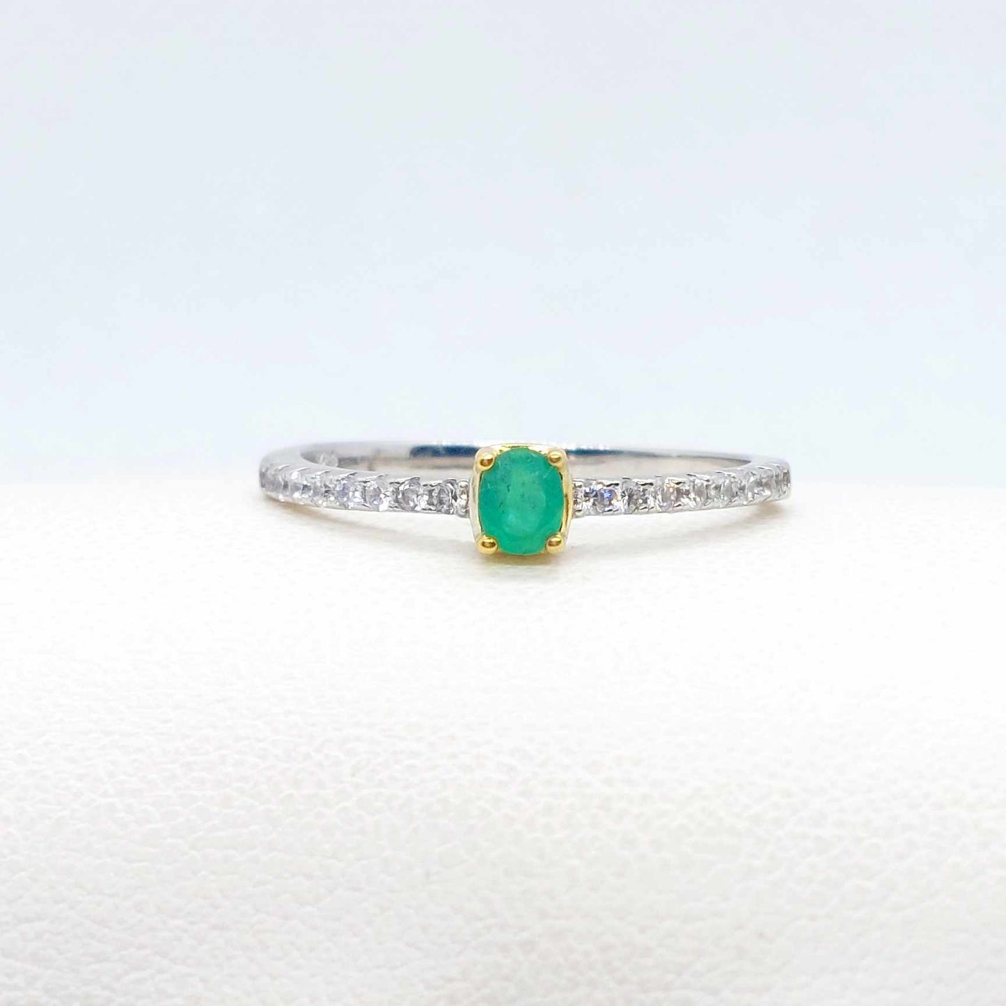 Natural 0.6ct Colombian Emerald Stone Ring in Sterling Silver