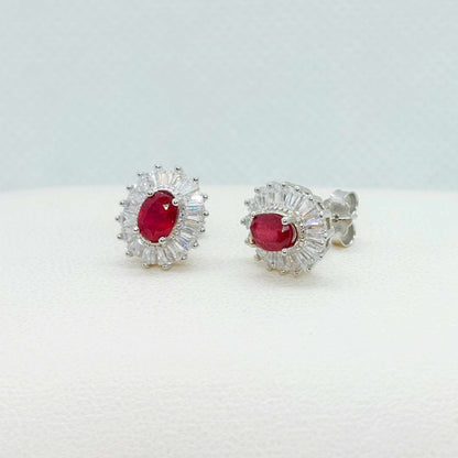 Natural Ruby Stud Earrings with 0,8ct stones in Sterling Silver