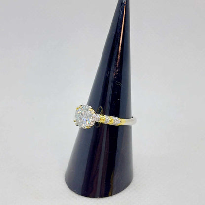Moissanite 1ct Diamond Ring in Sterling Silver
