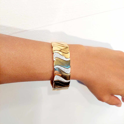 Bangle Bracelet in Gold Plated Stainless Steel