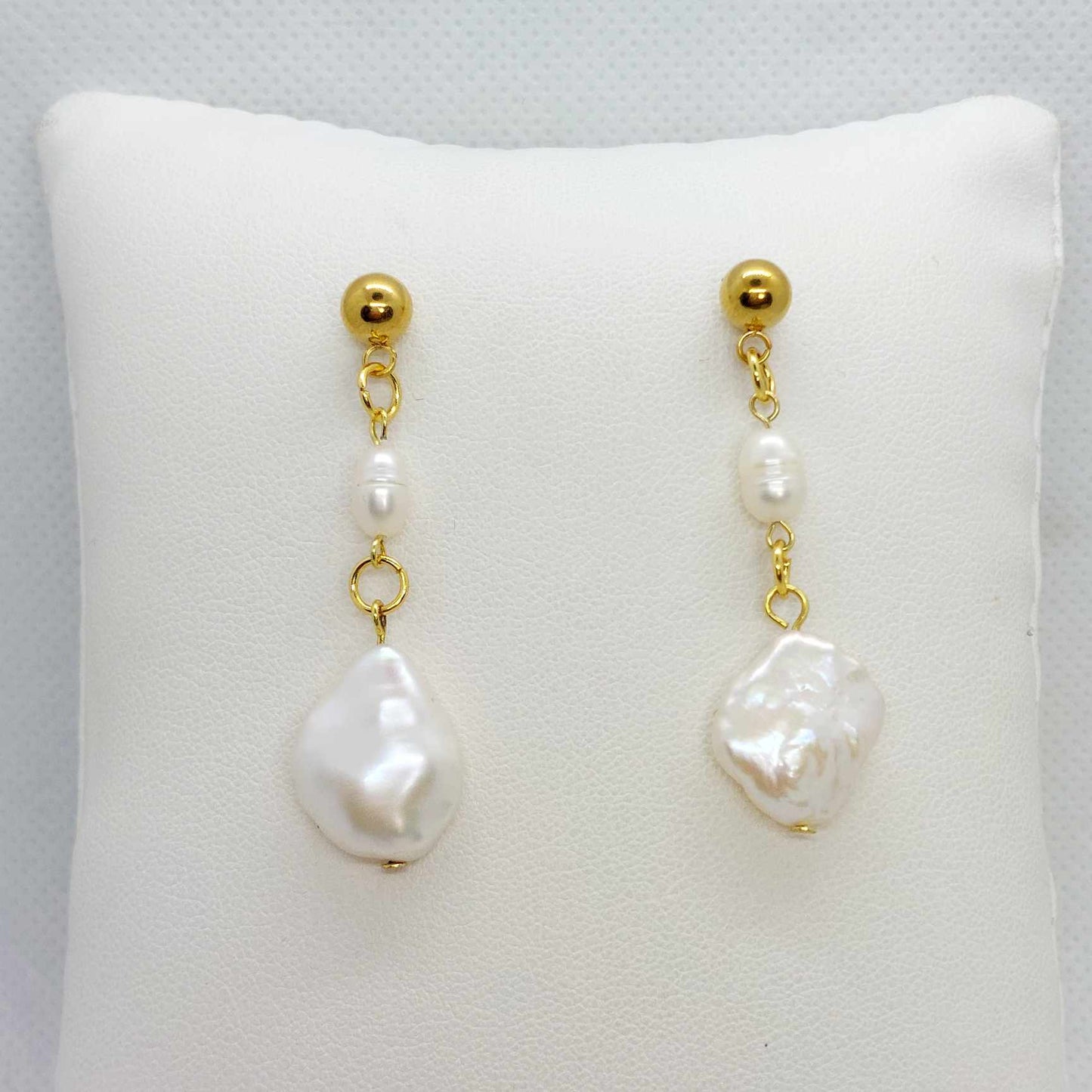 Natural Pearl Dangle Earrings in Gold Plated Stainless Steel