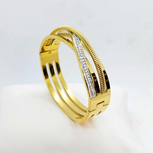 Bangle Bracelet in Gold Plated Stainless Steel