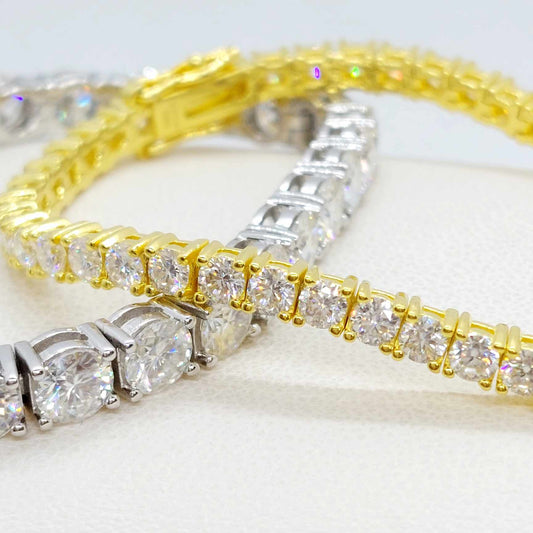 Moissanite Bracelet with stones of 0,1ct in Gold Plated Sterling Silver