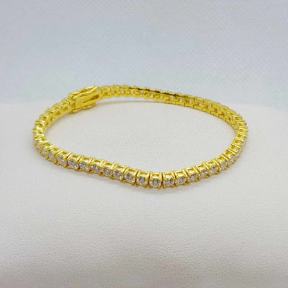 Moissanite Bracelet with stones of 0,1ct in Gold Plated Sterling Silver
