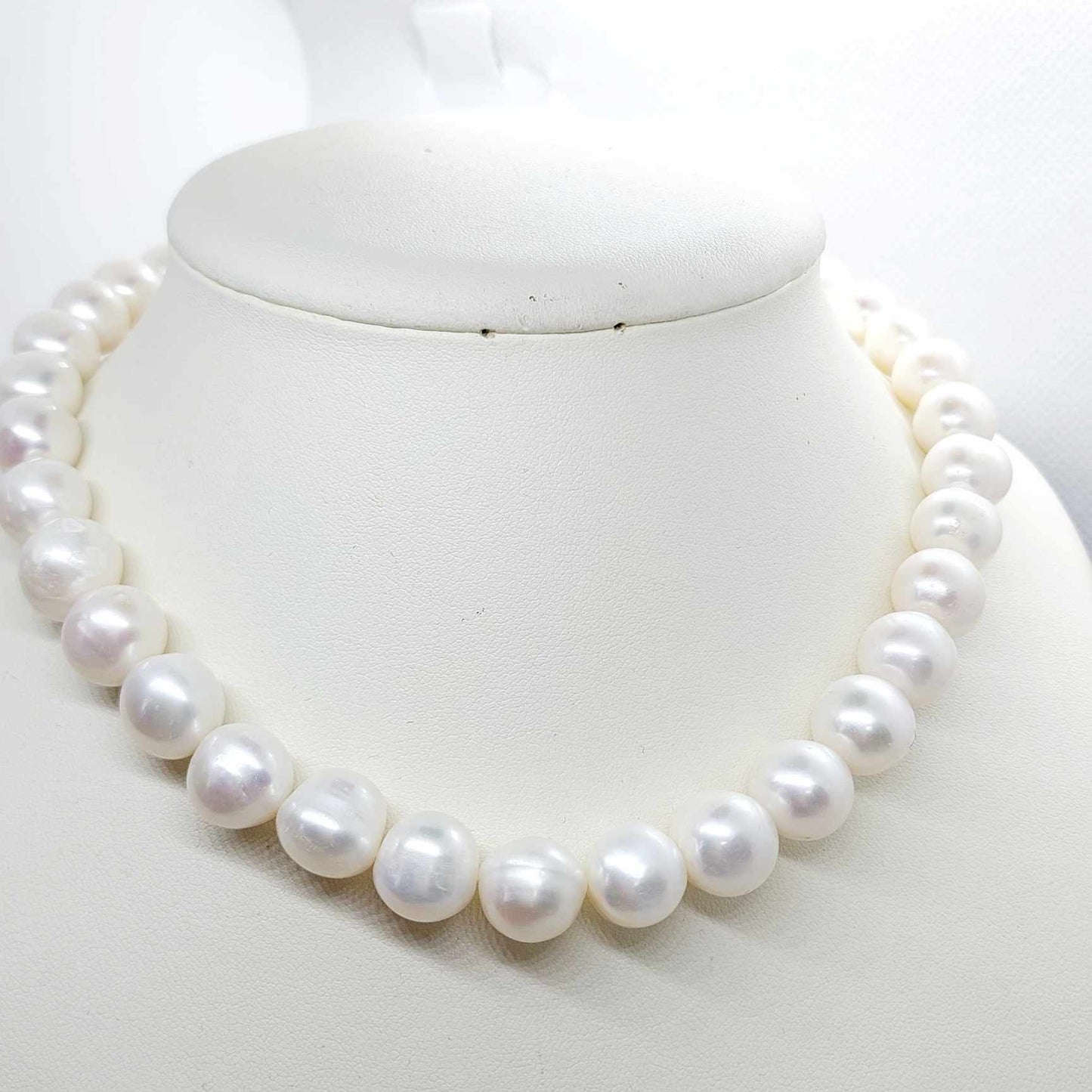 Natural 10-12mm Pearl Choker Necklace 16inches