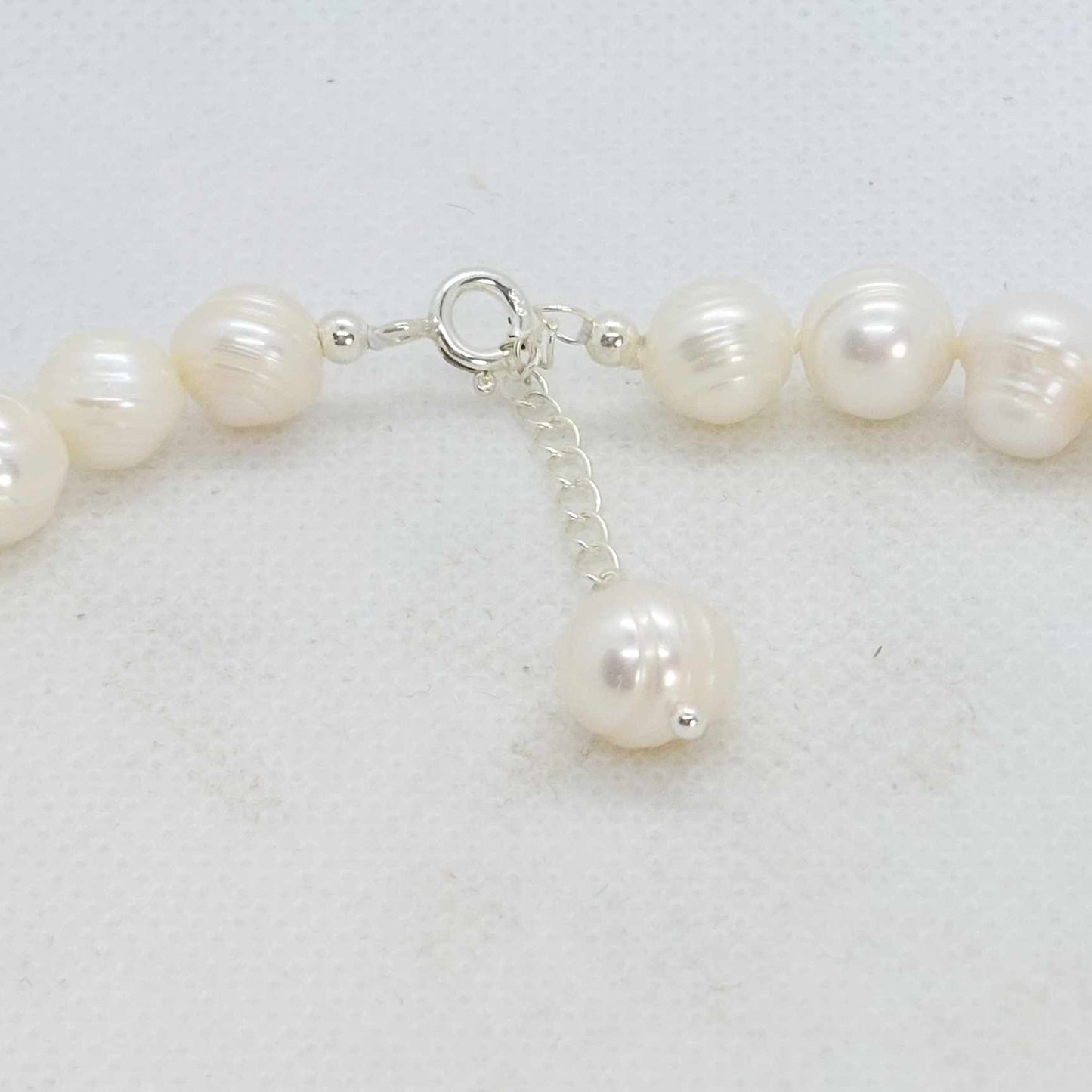 Natural Freshwater Pearl Choker Necklace with 9-10mm stones 15-16inches