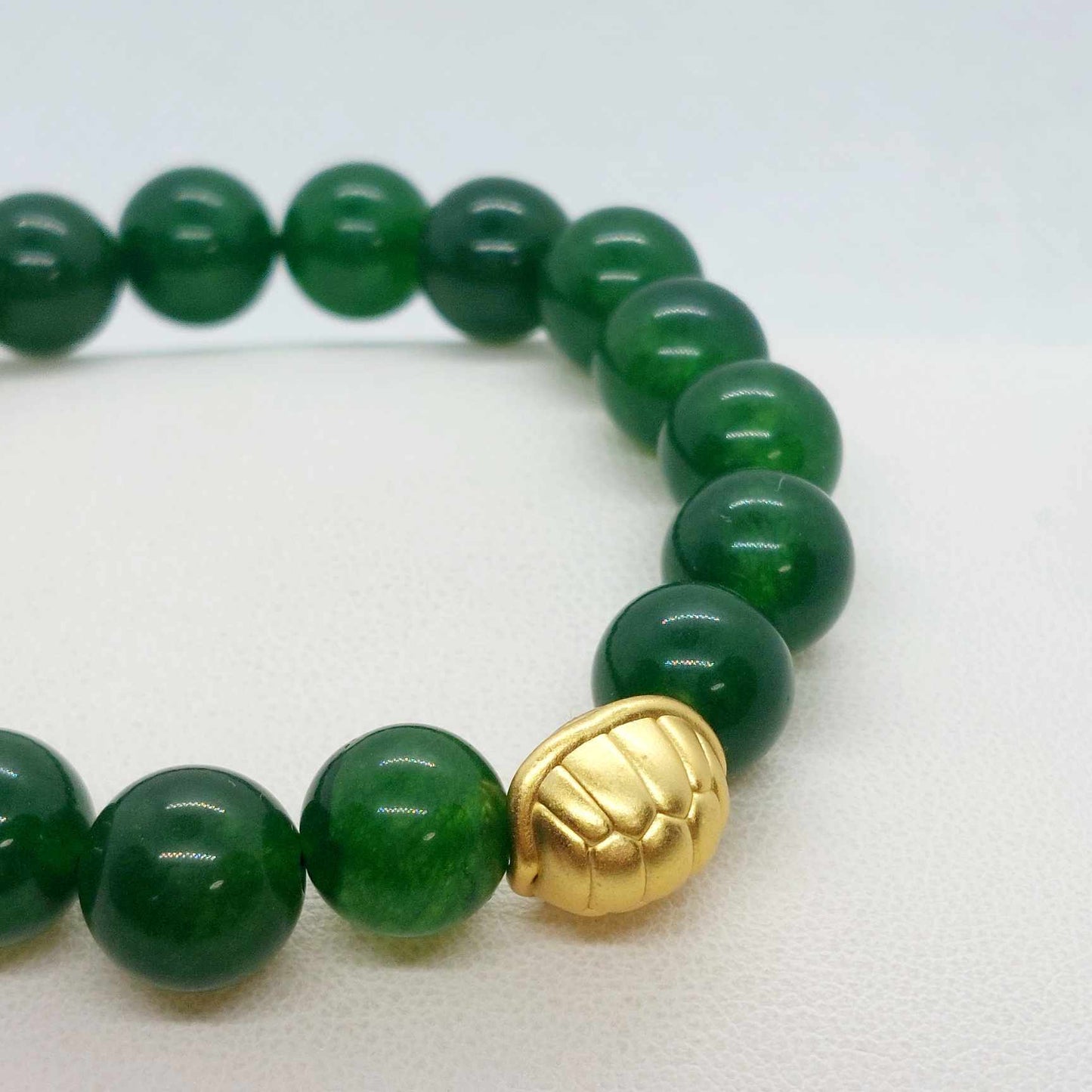 Natural Hetian Jade with Silver Turtle Shell Bracelet in 10mm Stones