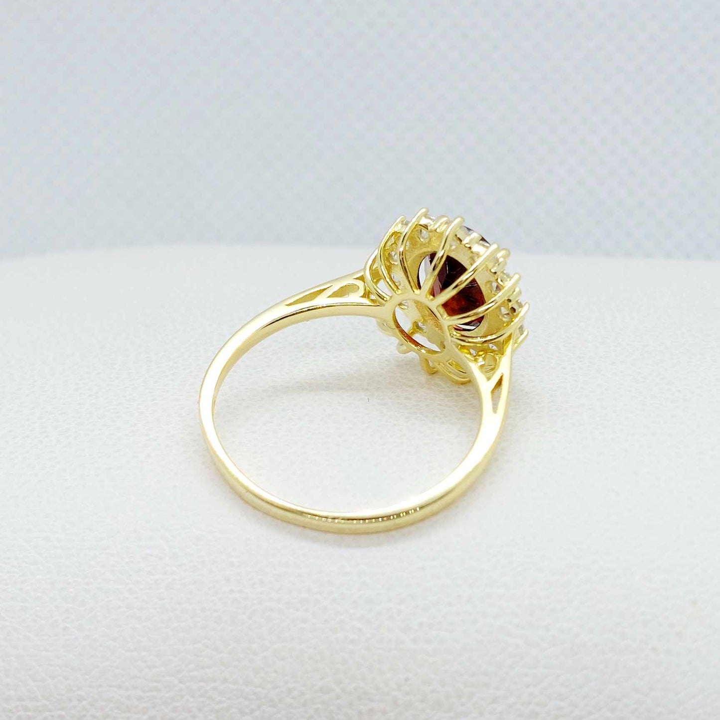 Natural Garnet Ring Princess Diana 2.5ct in Gold Plated Sterling Silver