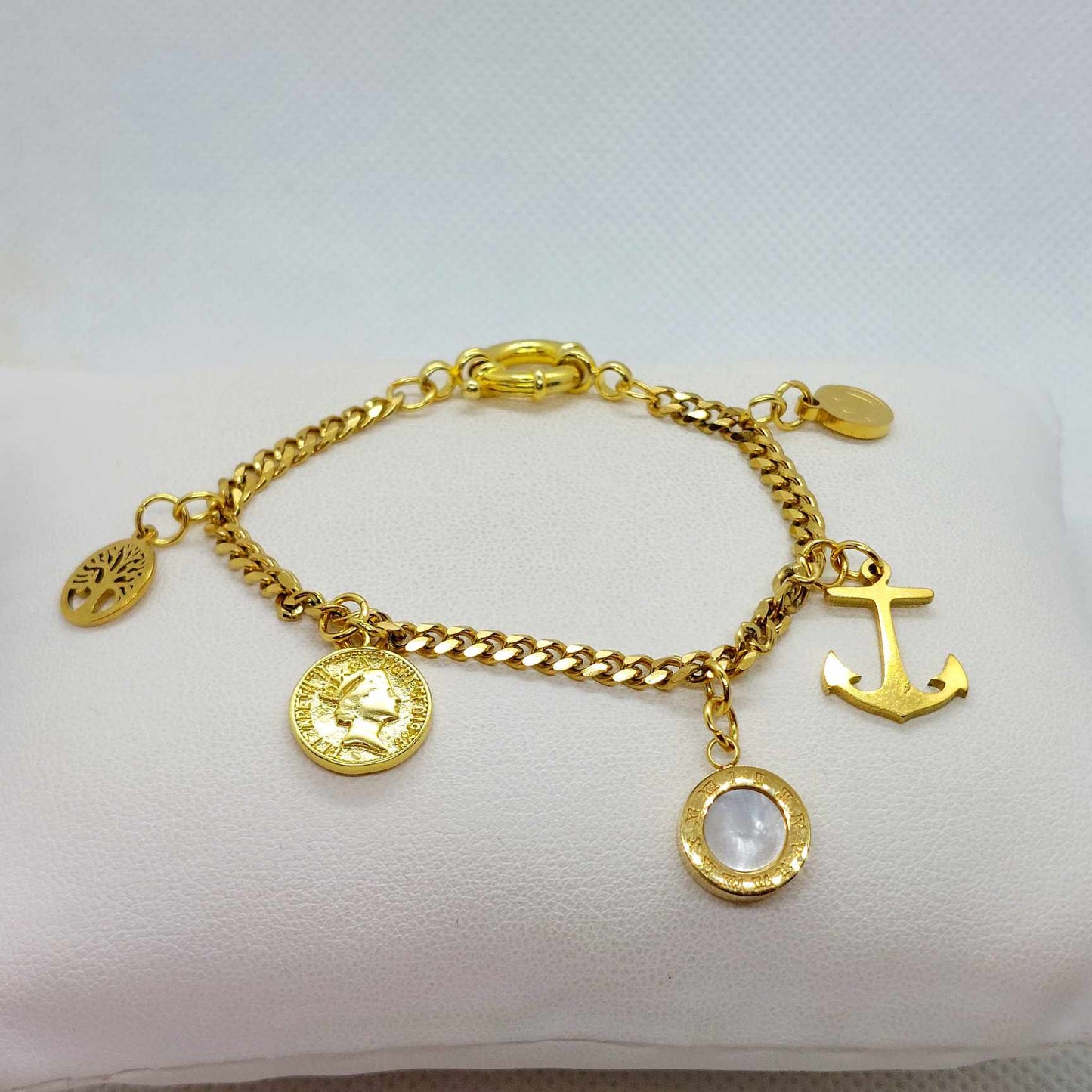 Lucky Charm Bracelet in Stainless Steel Gold Plated