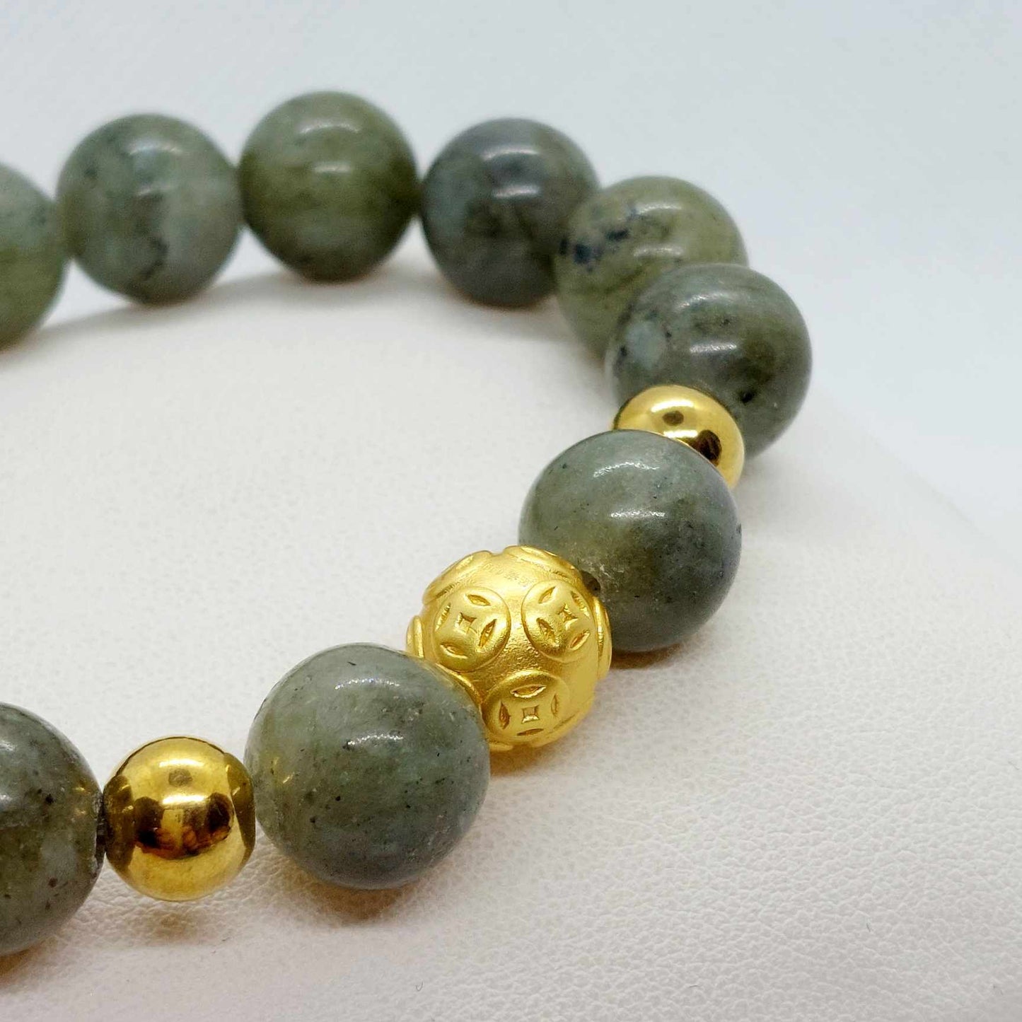 Natural Labradorite Bracelet in 12mm Stones