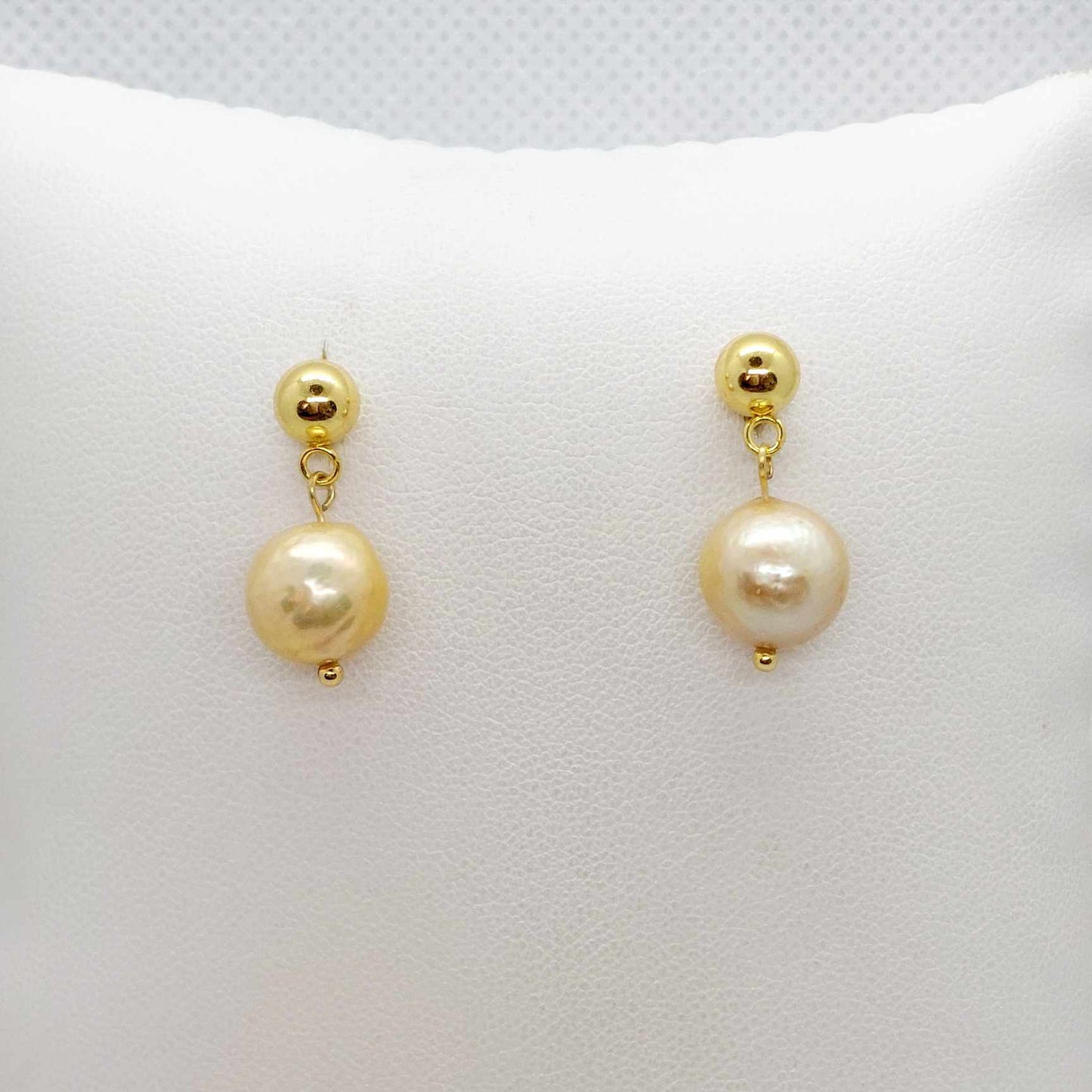 Natural Freshwater Pearl Earrings in Gold Plated Stainless Steel