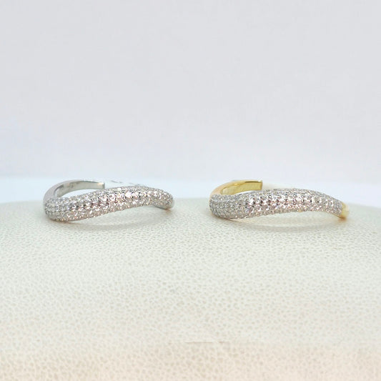 Sterling Silver Ring with Zirconia stones