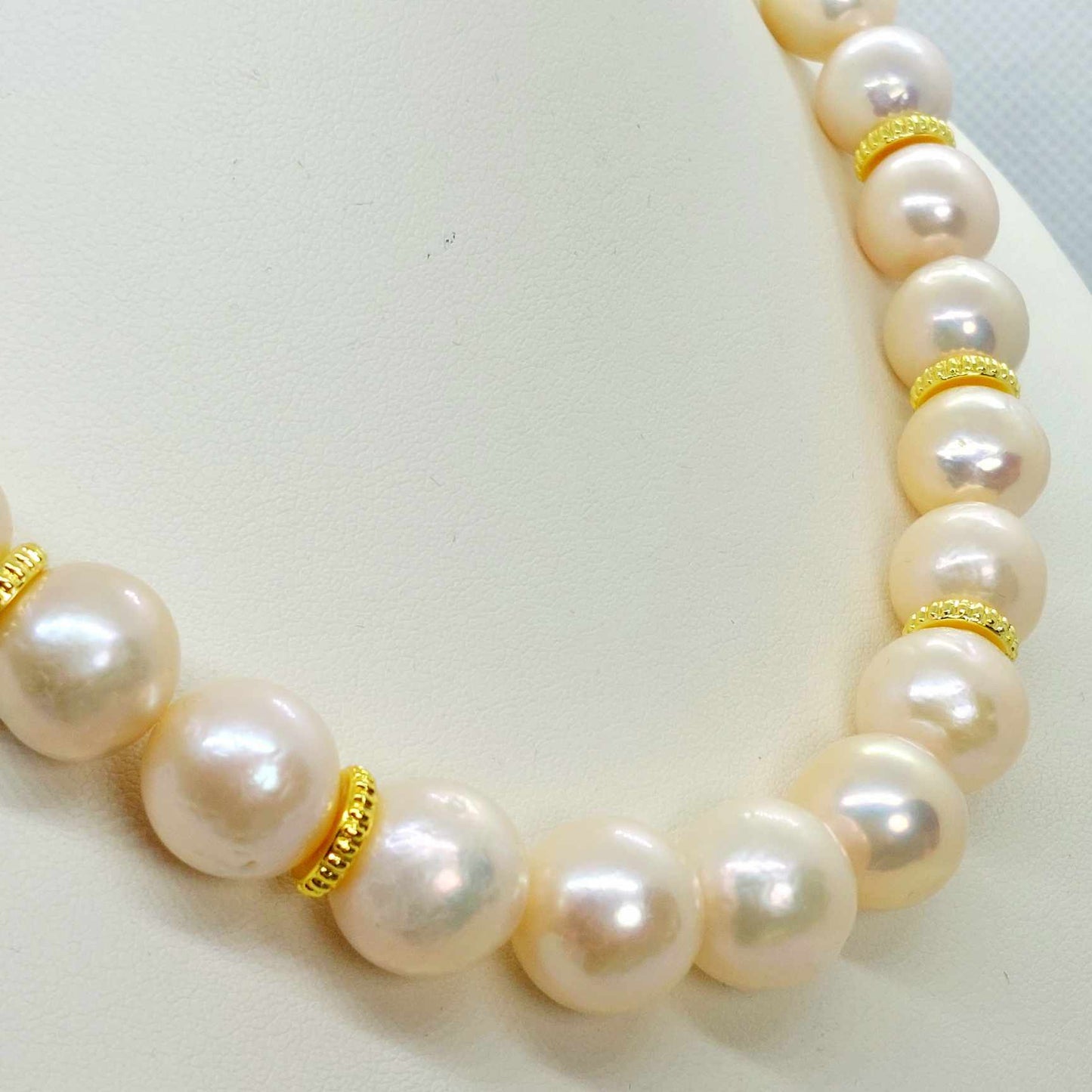 Natural Pink Pearl Choker Necklace 16inches with 13-14mm Stones