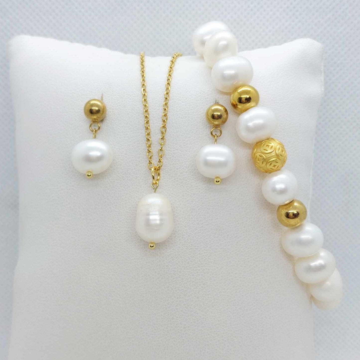 Natural Freshwater Pearl Set in Gold Plated Stainless Steel